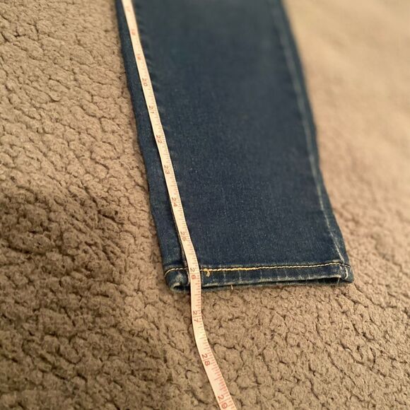 Levi’s Pull On Skinny Jeans Size 12 Short - Picture 8 of 14